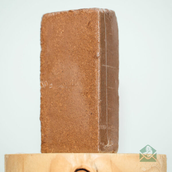 Voa voanio sy tapa-tany cubes - mividy coco peat cubes